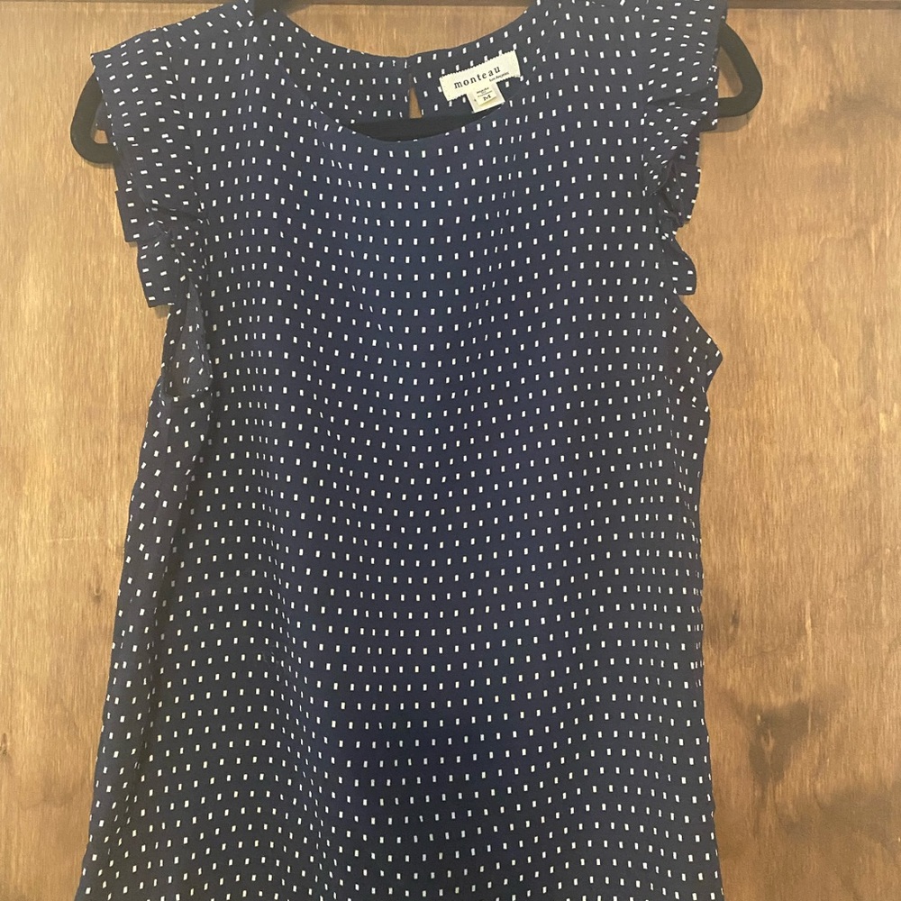 Navy and white top